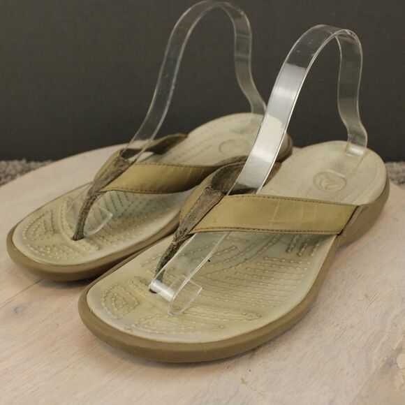 Crocs Thong Sandals Womens 8 Tan Beige Comfort - Picture 4 of 10
